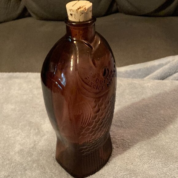 1920's Dr. Fisch’s Bitters-Wheaton Glass-Purple Amethyst Glass Fish Bottle-EUC - Picture 3 of 9